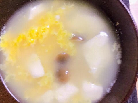 豆腐と卵の中華スープ